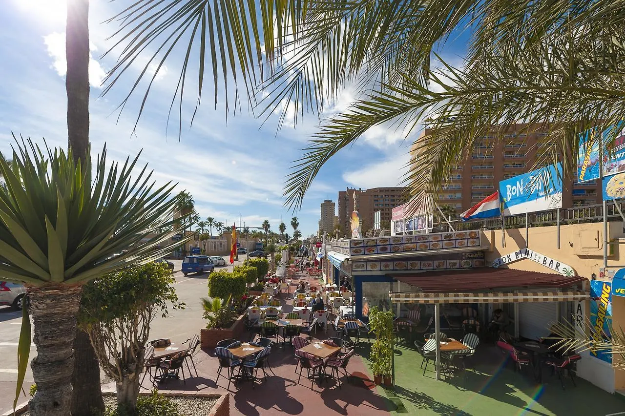 Playa Puerto Fuengirola Canovas إسبانيا